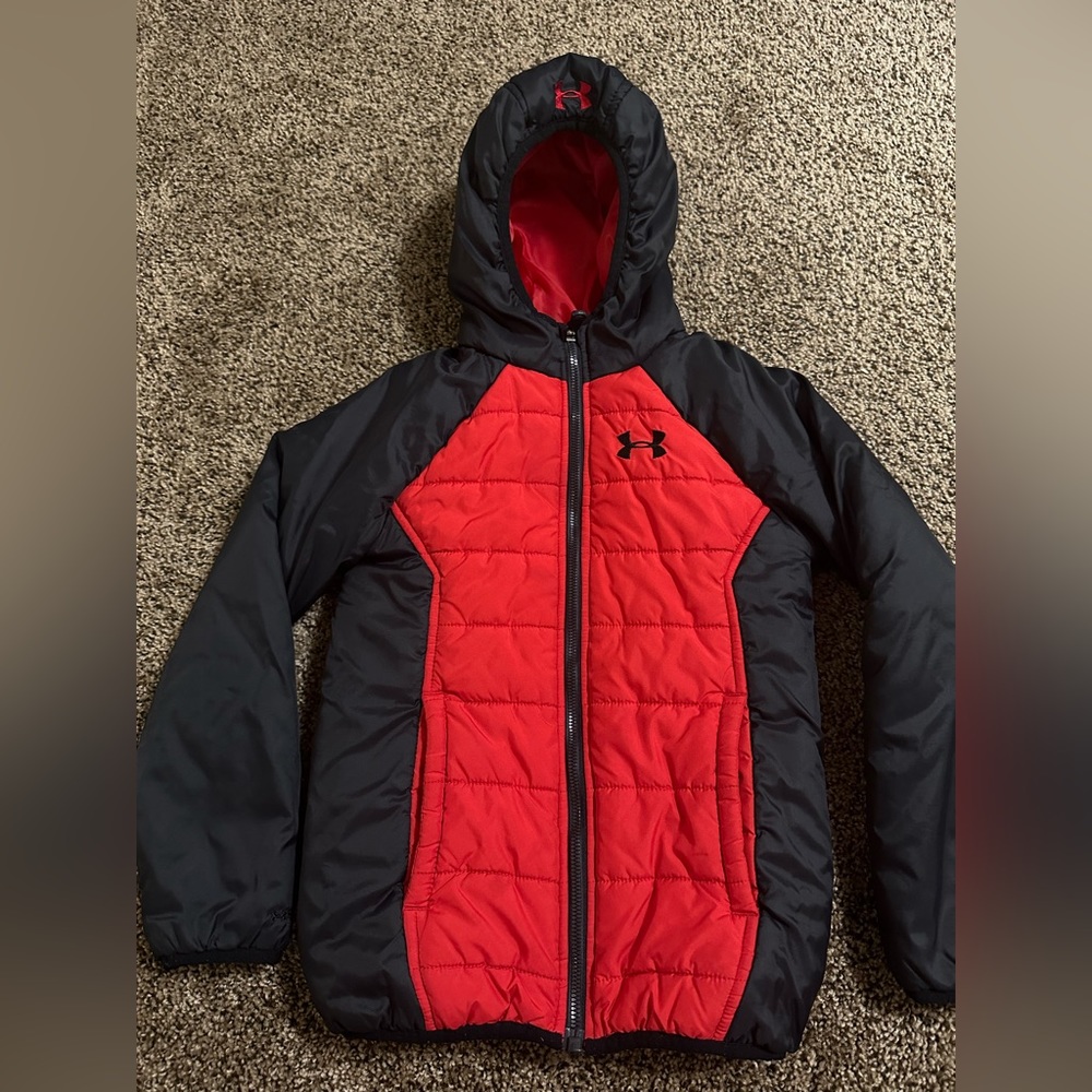 Boy’s Under Armour Jacket Size 7